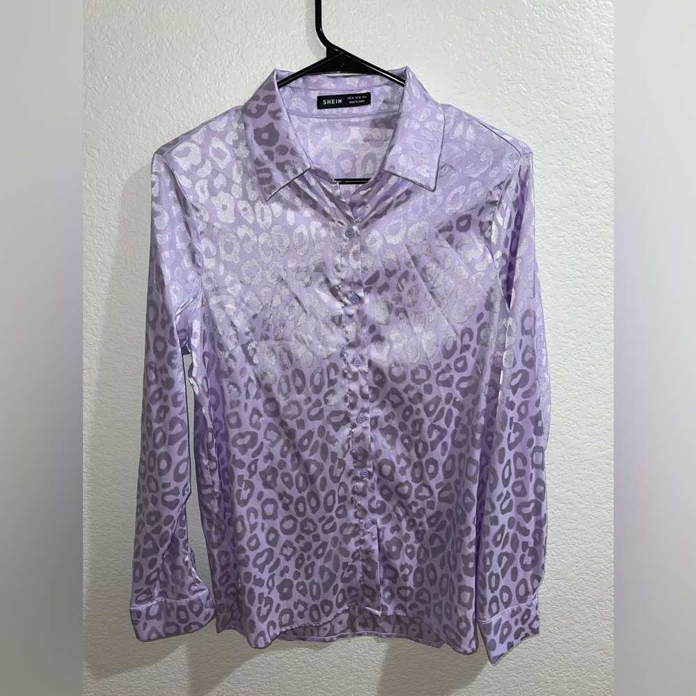 Leopard print velvet long sleeve button up